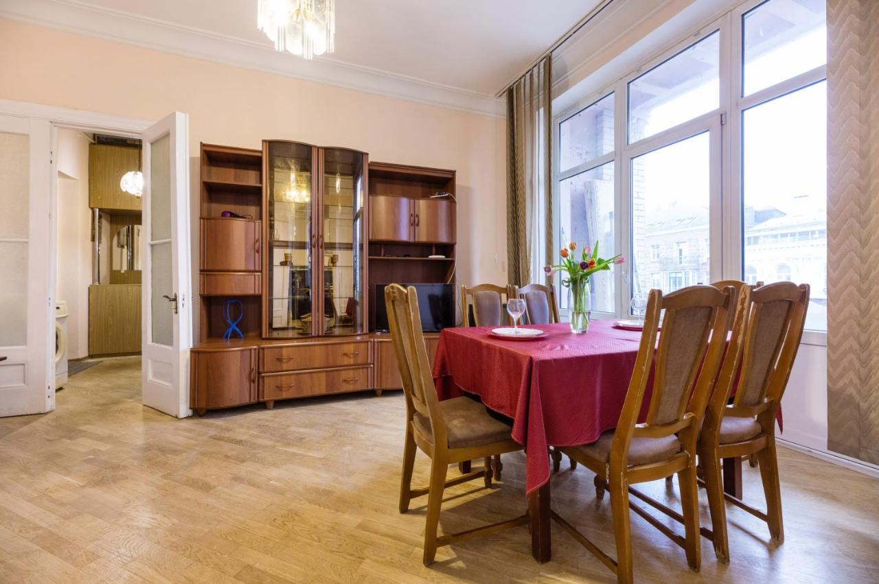 Apartment With Lovely View Kiew Exterior foto